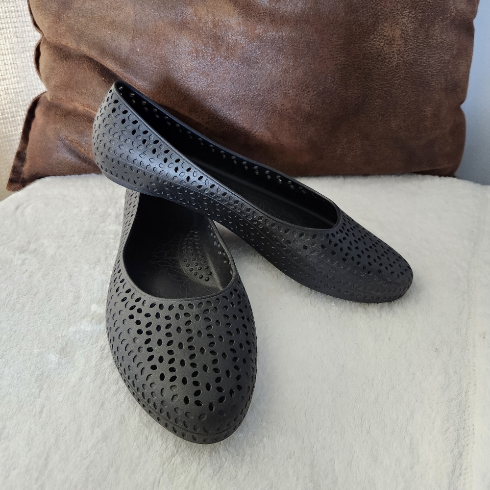 Women's Black Perforated Slip-On Flats The
